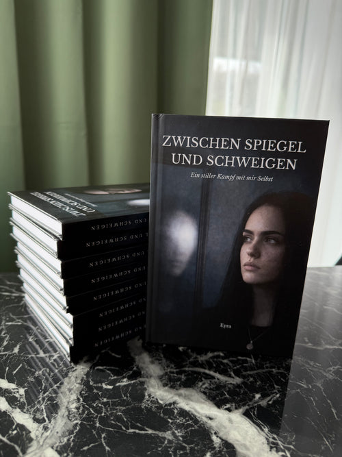 Zwischen Spiegel und Schweigen-Ein stiller Kampf mit mir Selbst